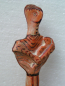 Preview: Mykenisches Frauenidol mit Kleinkind, Phi-Typus, 11 cm, handbemalt, Terrakotta