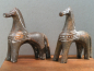 Preview: Pferdepaar Terrakotta, 9,7 cm und 9,5 cm hoch, 9,5 cm lang, handkoloriert