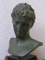 Ephebe Jüngling von Marathon-Büste, wahrscheinlich Hermes, 25 cm, 1,8 kg, schwarzer Marmorsockel