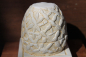 Preview: Omphalos in Delphi, der Nabel der Welt, 9,9 cm, 320 g,beiger Kunstmarmorsockel