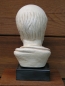 Hippokrates, Begründer der modernen Medizin, Büste mit schwarzem Marmorsockel 19 cm hoch, 9 cm breit, 1,6 kg Gewicht