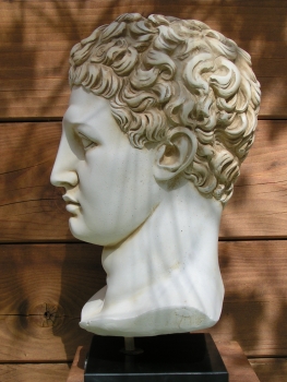 Hermes des Praxiteles, Kopfnachbildung 31 cm, 3,2 kg, schwarzer Marmorsockel