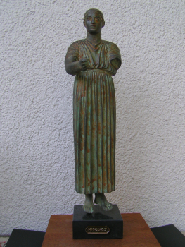 Wagenlenker von Delphi-Statue, 34 cm, 1,5 kg, schwarzer Marmorsockel