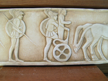 Prozession der vier-Pferde-Streitwagen mit Kriegern, Relief 27 cm x 9,5 cm, 0,6 kg, zum Aufhängen