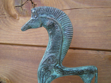 Bronzepferd aus der geometrischen Periode, 16,8 cm x 9,4 cm, 400 g