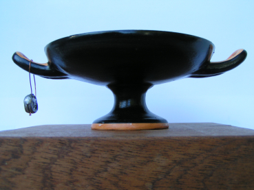 Oedipus and Sphinx-Kylix red figured Museum Vatican, handpainted, 16,2 cm diameter, 5,3 cm high, 300 g