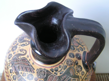 Hydria black figured corinthian with trefoil mouth,  hand painted, Museum Athen, 14,8 cm, 700 g