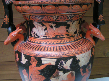 Red-figured style vase, Volute Crater, Thetis and Peleus, Eos and Kephalos, replica, pomp vase, Museo Nazionale di Villa Giulia, Rome, 60 cm, 13,8 kg