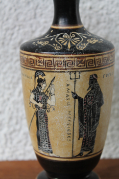 Lekythos mit Athena und Poseidon, handbemalt, Höhe 17 cm, 350 g Gewicht