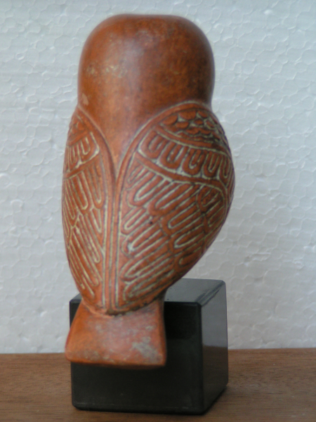 Eule, Symbol der Göttin Athena, 10 cm, 300 g, schwarzer Kunstmarmorsockel