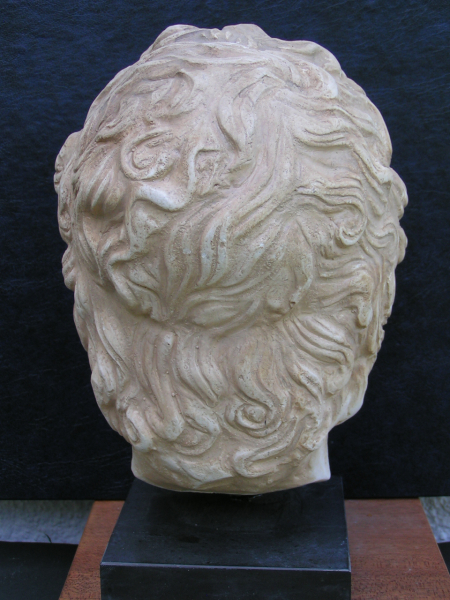 Alexander der Große-Haupt von Leochares,  23 cm, 2,0 kg, schwarzer Marmorsockel
