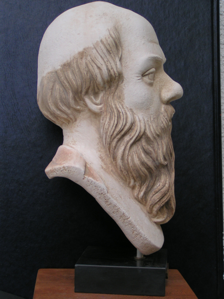 Sokrates - Urgestein der Philosophie, 30 cm, 2,6 kg, schwarzer Marmorsockel