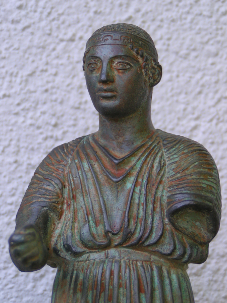 Charioteer Delphi statue, 34 cm, 1,5 kg