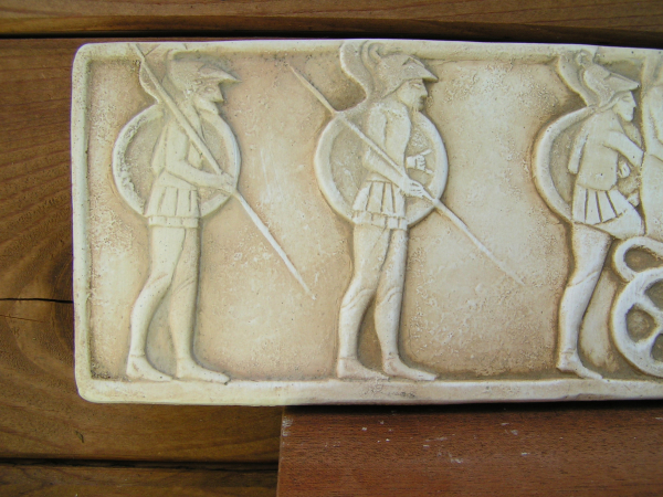 Prozession der vier-Pferde-Streitwagen mit Kriegern, Relief 27 cm x 9,5 cm, 0,6 kg, zum Aufhängen