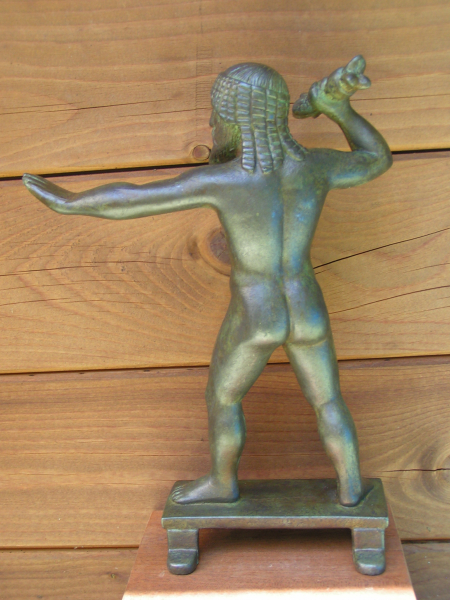 Zeus blitzeschleudernd aus Dodona, sog. Kerauneios,  Größe 29 cm, 20,8 cm Breite, 860 g