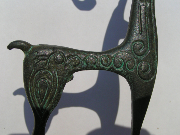 Antilopenbock, Bronze, 18,3 cm hoch, 9,4 cm breit, 400 g