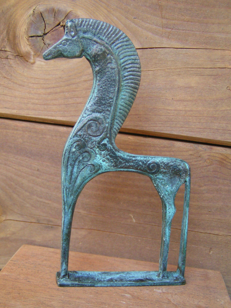 Bronze horse geometrical period replica, 16,8 cm, 400 g