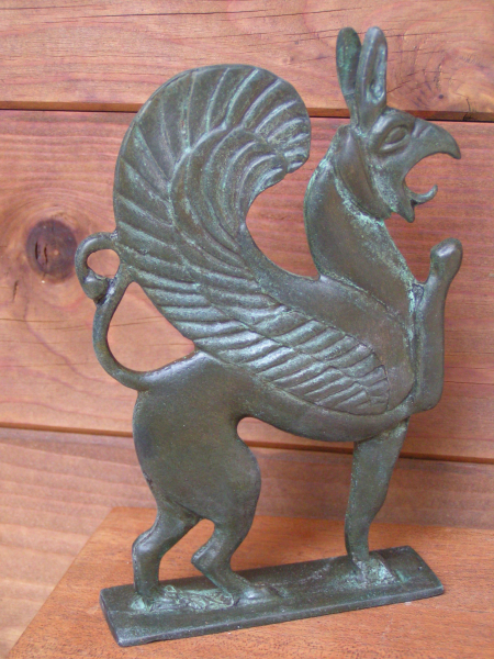 Greif Bronze, Fabelwesen Adler-Löwe, Größe 19 cm, Breite 12,1 cm, 0,9 kg Gewicht