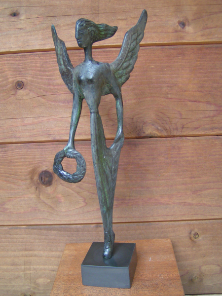 Victory god Nike bronze replica, 32,2 cm high, 12,2 cm width, 1,1 kg